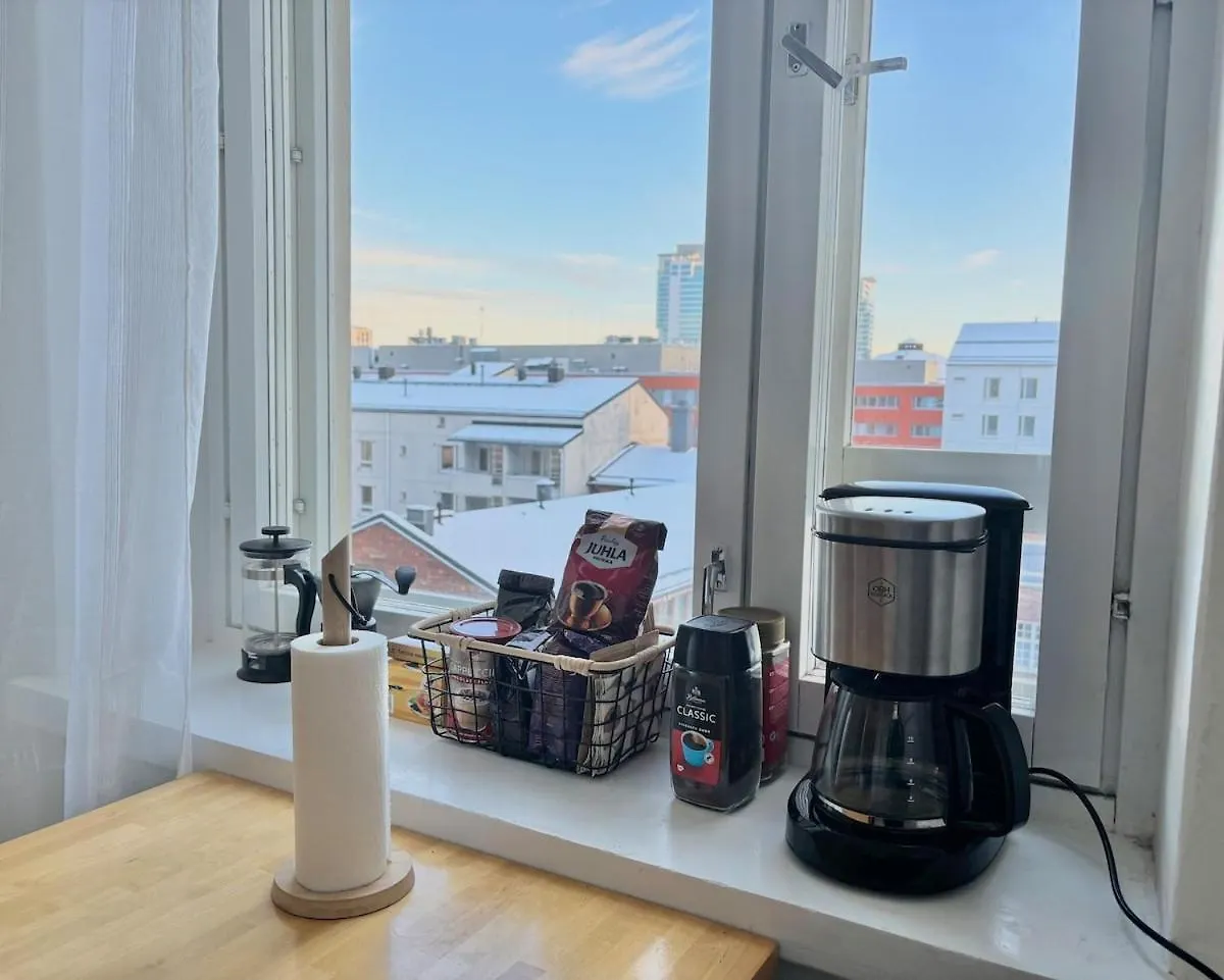 Le Petit Sommelier -Near Metro, Garden View, Large Apartment Helsinki